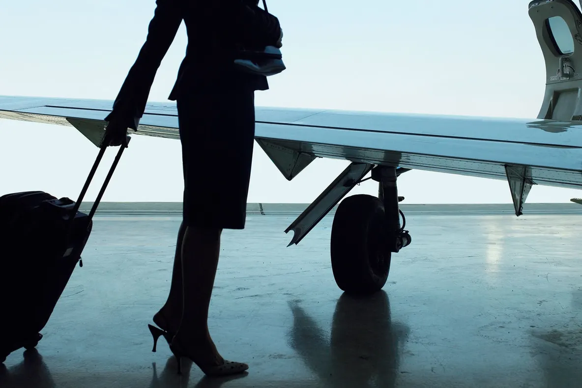 Viaţa secretă a stewardeselor: "Abuzurile la care suntem supuse sunt inacceptabile"