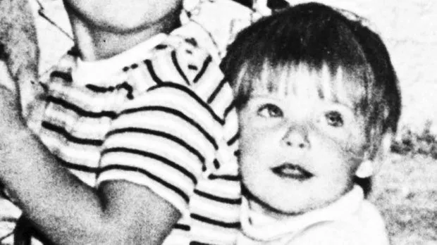 O fetiţă a dispărut de pe plajă. După 47 de ani, MISTERUL a fost desluşit: familia e distrusă!