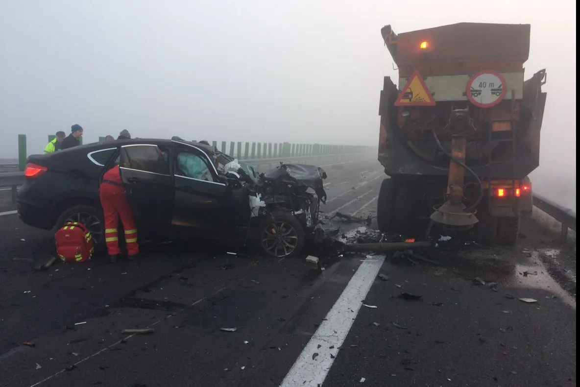Accident cu trei răniți pe Autostrada Soarelui(GALERIE FOTO)