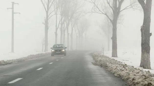 COD GALBEN de vânt, ninsoare viscolită și polei în 9 județe UPDATE