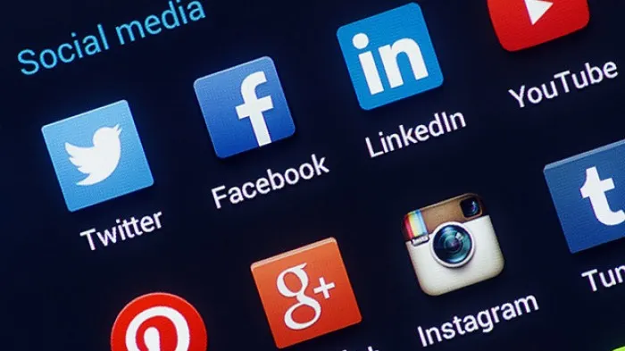 Partidele în social-media şi în presă. Ce formaţiuni au fost cele mai vizibile în campanie 