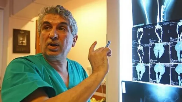 Dr. GHEORGHE BURNEI, plasat în AREST LA DOMICILIU. Acuzat de experimente pe copii şi luare de mită