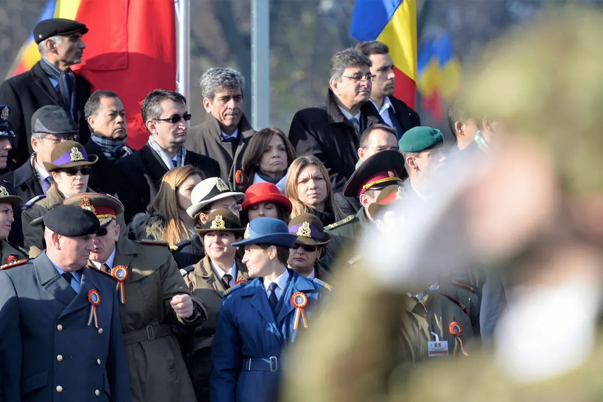 Năstase și Halep au participat la parada militară