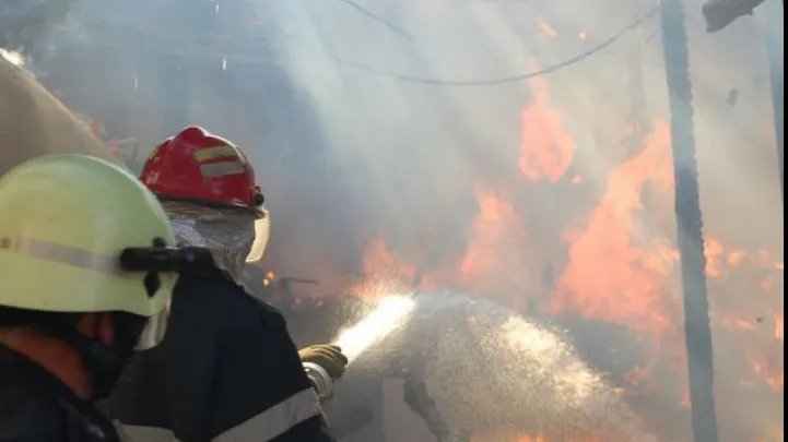 INCENDIU VIOLENT la groapa de gunoi Glina din Capitală