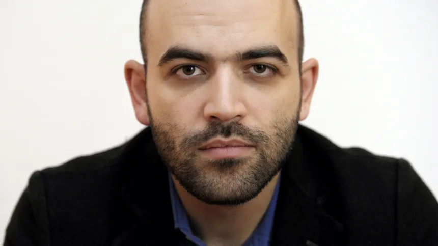 Un expert în mafie şi crimă organizată a numit cea mai CORUPTĂ ţară din lume