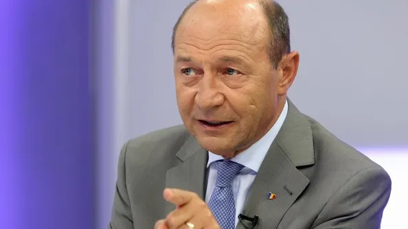 Sorin Roşca Stănescu: "Klaus Iohannis i-a oferit și lui Traian Băsescu ȘEFIA PNL"
