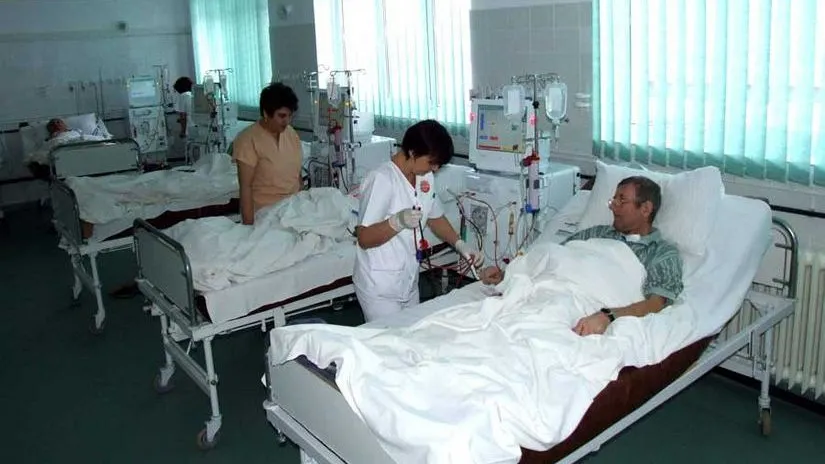 Vaccinarea pacienților internați în unitățile medicale de stat și private, PRIORITATEA ABSOLUTĂ în perioada următoare. Cum va decurge procesul de imunizare