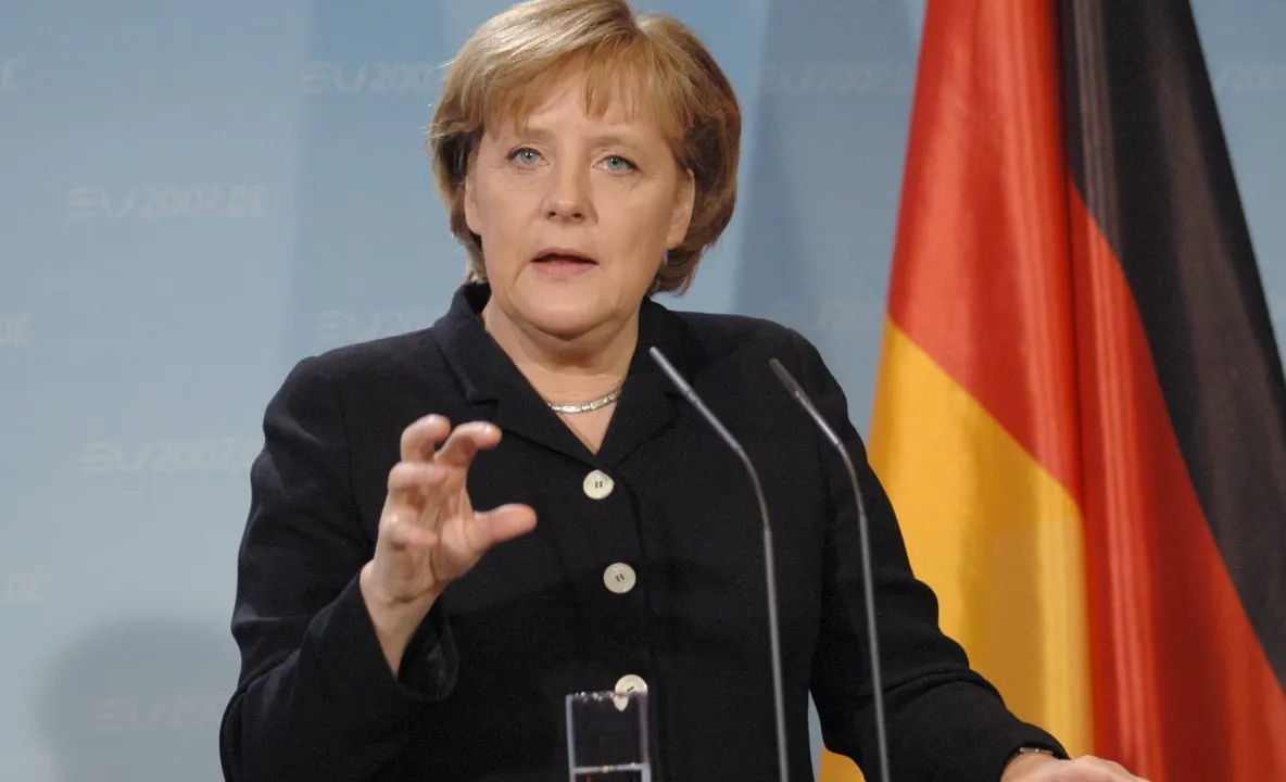 Avertismentul lui Merkel: O diluare a combaterii corupţiei în România, un semnal greșit