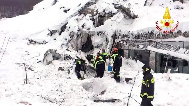 Avalanșa din Italia. Corpurile tuturor persoanelor date dispărute,recuperate. Bilanţ final: 29 morţi
