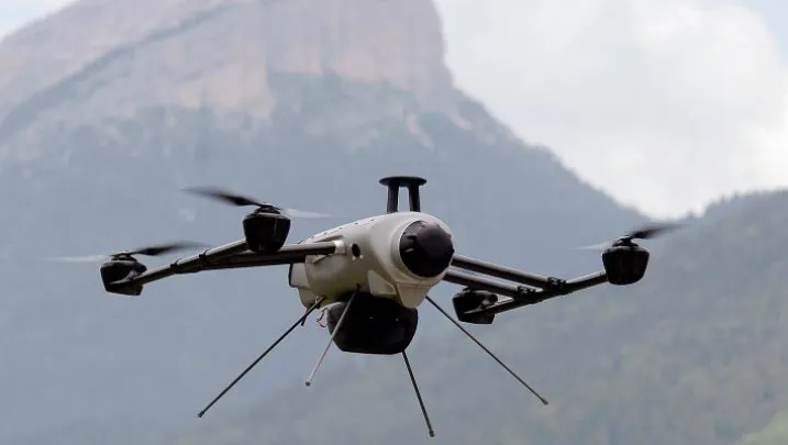 eMAG. Cât costă cele mai bune modele de drone