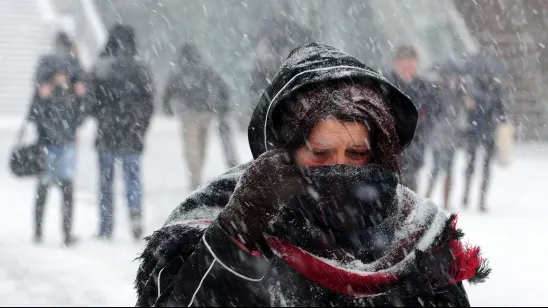 Cea mai mare greşeală pe care o facem când e ger. Ne poate afecta GRAV sănătatea