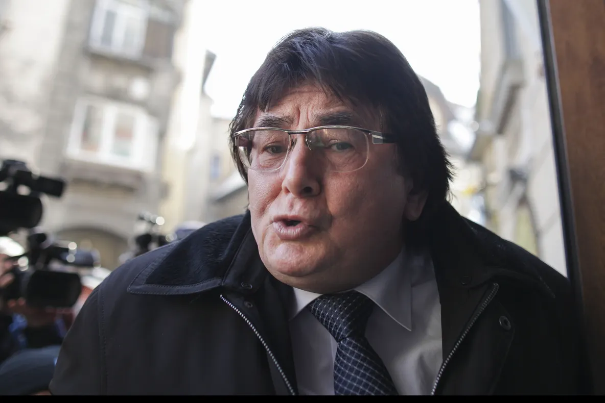 Șofer de primar cu 10.000 de lei pe lună