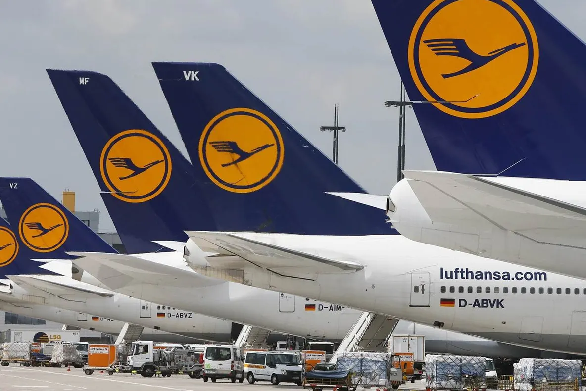 Coronavirus: Lufthansa anulează încă 23.000 de zboruri