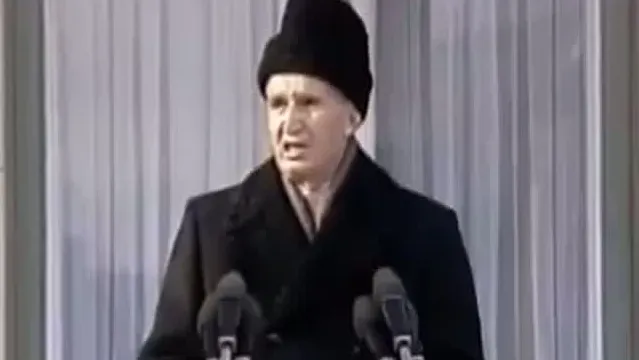 Ceauşescu, decembrie 1989: "Linişte! Staţi acasă!". Grindeanu, 2017: "Creştem salariile!"