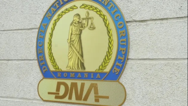 DNA: Fostul director al Direcției Apelor Litoral, acuzat de luare de mită de peste 350.000 de lei