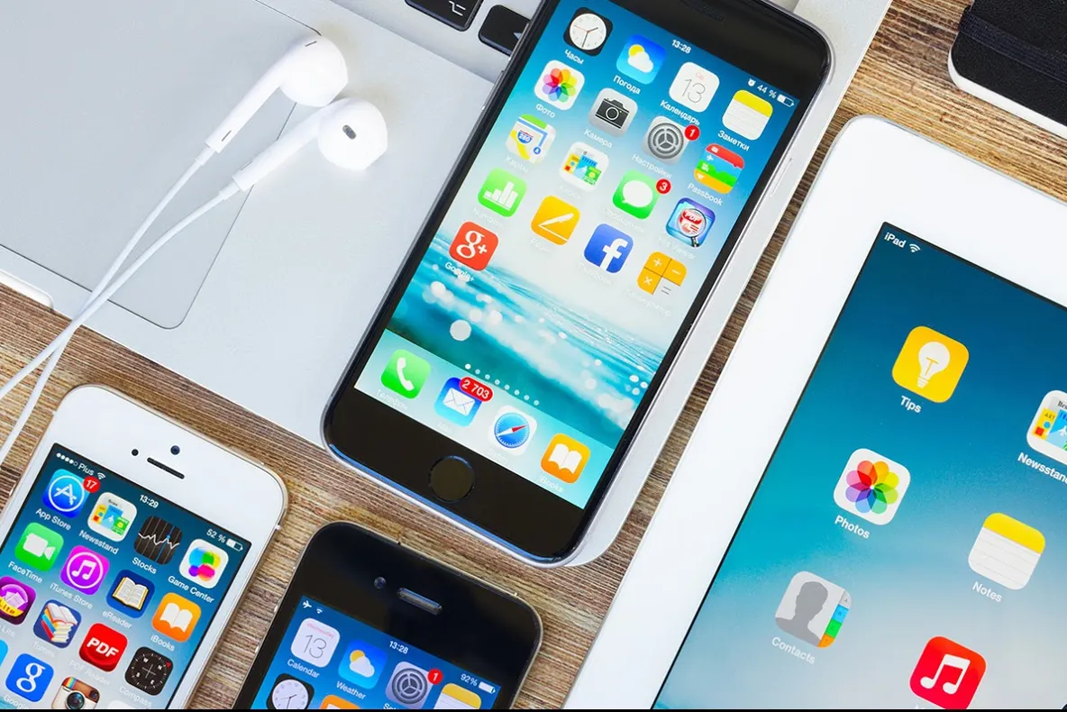 eMAG – 11 oferte Apple in promotia Stock Busters – Ce reduceri au iPhone, iPad sau MacBook