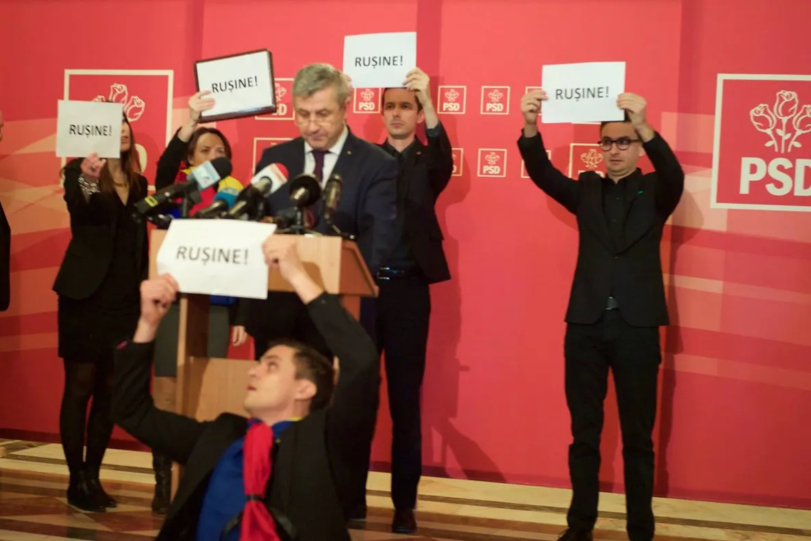Florin Iordache a demisionat din funcţia de ministru al Justiţiei: "Iniţiativele asumate, legale"
