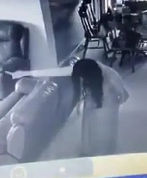 Au simțit că li se fac vrăji și au montat camere video acasă. Ce se întâmpla în lipsa lor e șocant