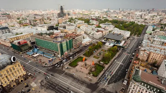 Cum vrea Moscova să împiedice NOI PROTESTE: spaţiile, "închise pentru renovare" de autorităţi