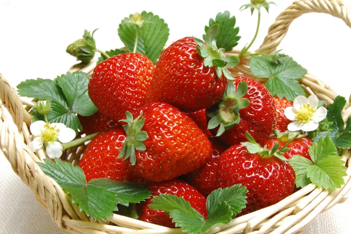 Dieta cu căpşune: Pur şi simplu face minuni
