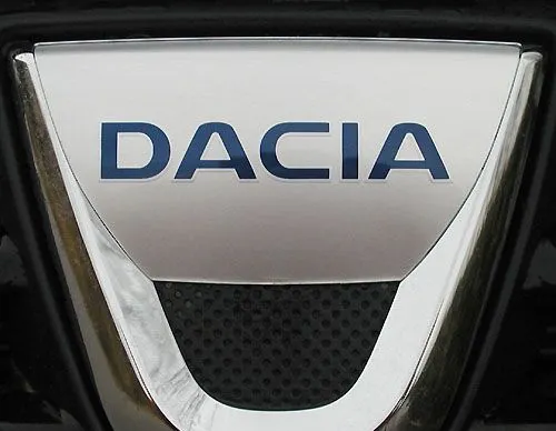 Cea mai URÂTĂ Dacie fabricată vreodată. Ai trecut pe lângă ea, dar nu ştiai că e modelul autohton