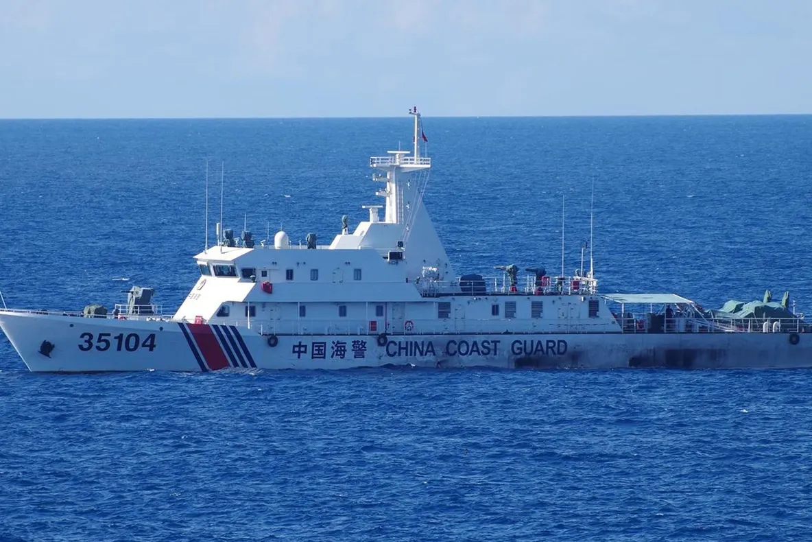 Beijingul își mobilizează navele militare în insulele Senkaku, sfidând SUA și Japonia