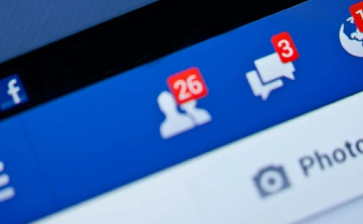 A fost arestat după ce a dat câteva like-uri pe Facebook. E primul caz de acest gen