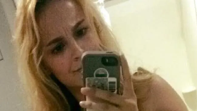 Femeie DATĂ AFARĂ din sala de sport - "Vouă vi se pare că sunt dezbrăcată?"