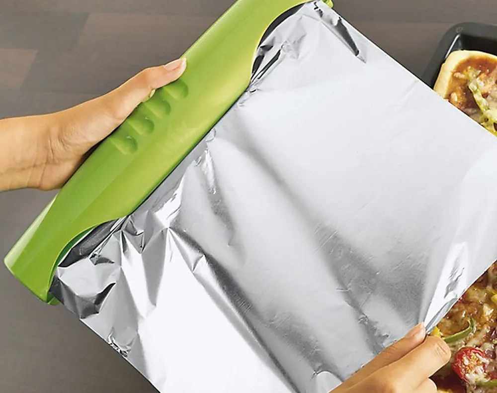Cât de periculoasă este folia de aluminiu folosită în bucătărie. Ce boli poate declanşa
