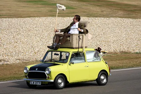 Maşina lui Mr. Bean, Mini, RENAŞTE. Cum arată acum şi ce nume i-au dat