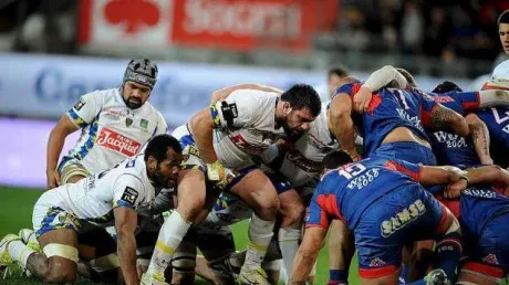 Trei jucători de rugby, inculpaţi într-un dosar de viol în grup