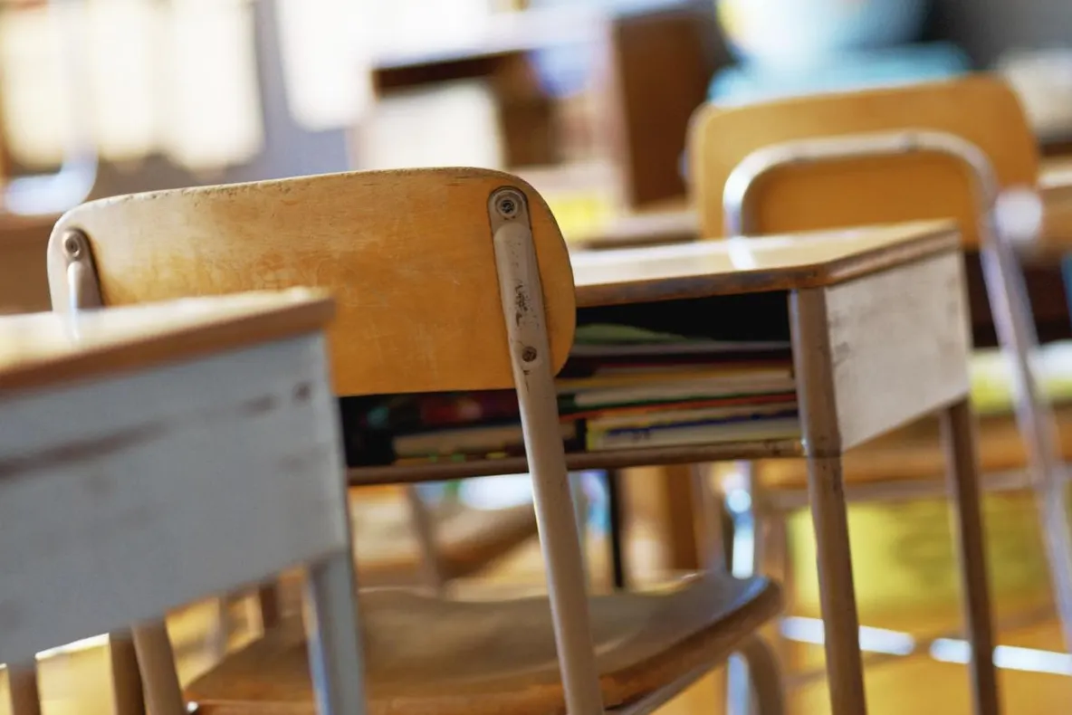 Statistici îngrijorătoare: Tot mai mulţi copii români abandonează şcoala