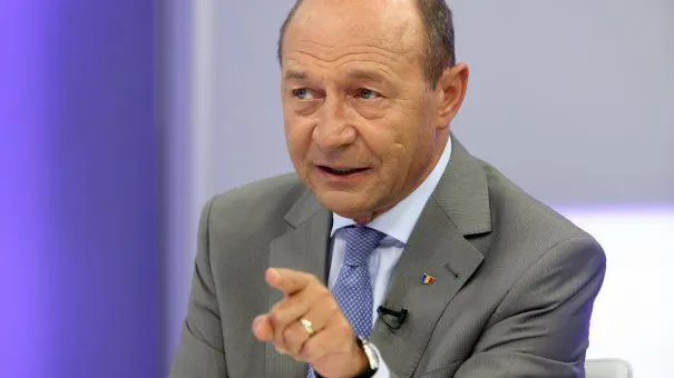 Băsescu, despre atacul SUA: Semnal că nu vor să abandoneze Orientul Mijlociu în mâinile Rusiei