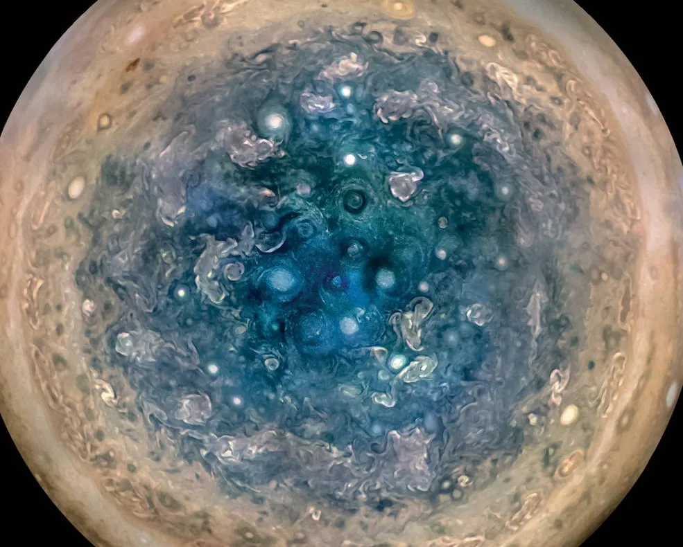 NASA publică cea mai nouă şi spectaculoasă imagine a gigantului Jupiter