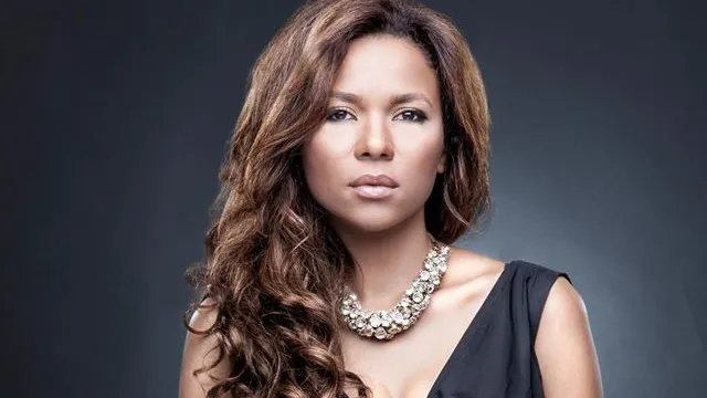 Nadine a crescut în orfelinat: "Aş fi dat orice să am doi taţi sau două mame care să mă iubescă"