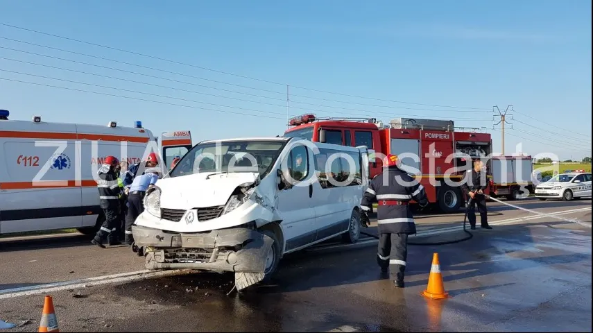 Accident grav la ieșirea din Constanța. Nouă persoane, rănite