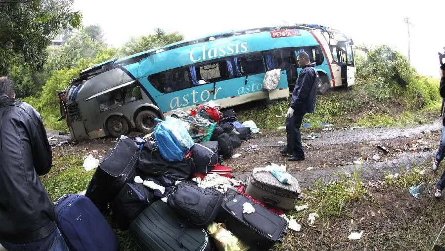 TERIBIL! Jucătorii unei echipe legendare, implicaţi într-un accident rutier! Toate DETALIILE!