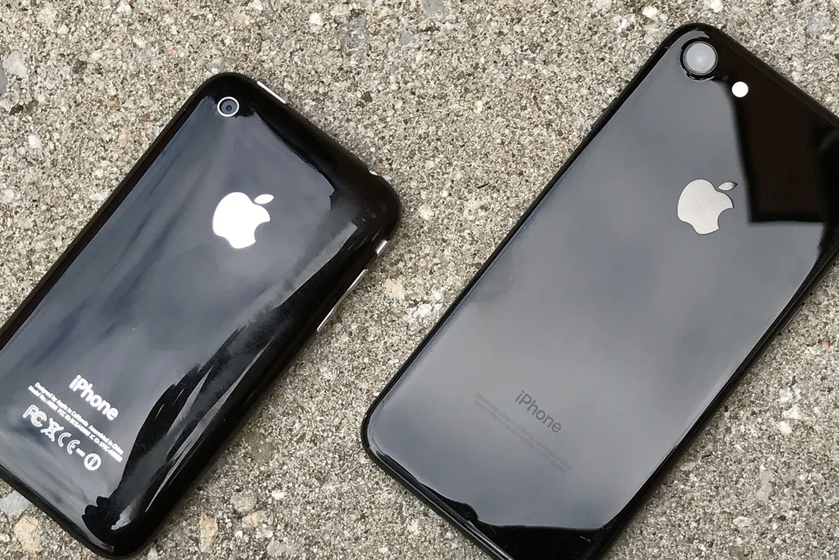Ce se întâmplă când arunci un iPhone de pe ce mai înaltă clădire din lume! Nu o să-ți vină să crezi