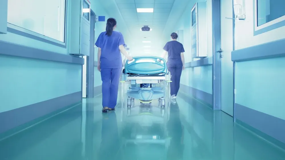 O tânără de 24 de ani din Arad a murit la scurt timp după o operaţie de cezariană. Ce s-a întâmplat