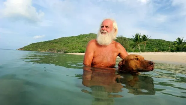 Adevăratul Robinson  Crusoe - e un fost milionar care trăieşte singur pe o insulă. Ce îi lipseşte