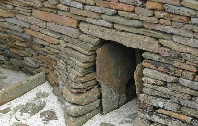A împins o rocă şi a găsit o cu totul altă lume. Descoperire halucinantă. Era acolo de 5000 de ani