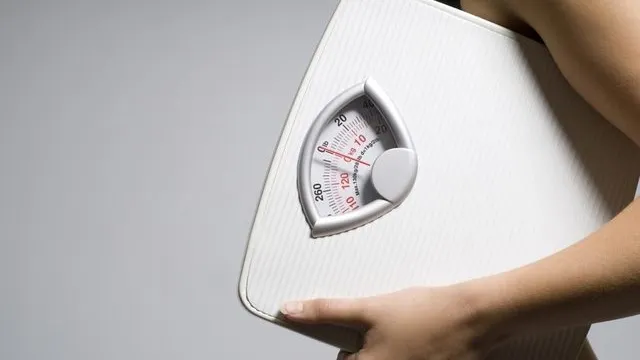 Dietă minune! Cum poţi scăpa de 20 de kilograme fără să te înfometezi