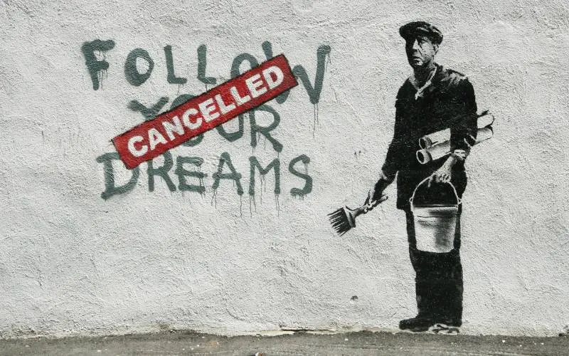 Banksy, dat de gol "din greşeală" de un DJ britanic. S-a aflat cine este -membru într-o trupă URIAŞĂ