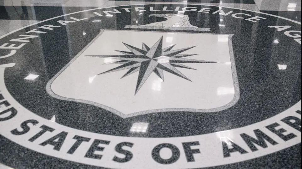 CIA ar fi spionat uzina de armament din Cugir şi unităţile militare din Alba Iulia