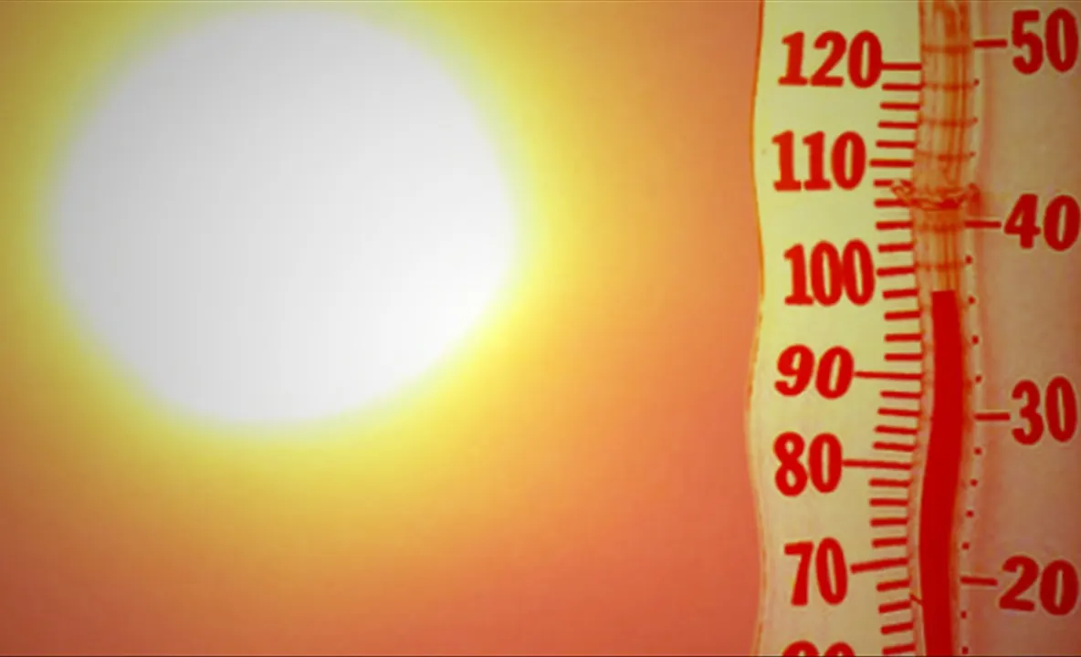 Avertizare METEO: posibil Cod Roșu de caniculă, de vineri. Temperaturi-record