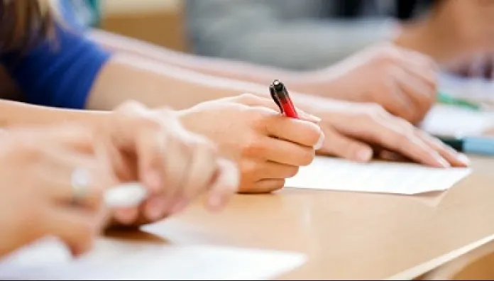 Evaluarea Naţională 2017 începe luni. Proba la Română şi Matematică: subiecte, rezolvări, barem