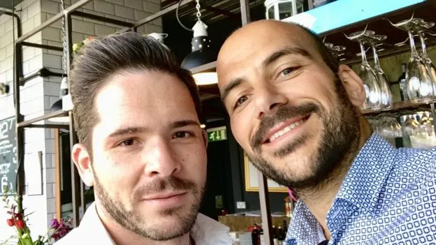Mărturie de la atentatul din Londra: "A intrat urlând şi pur şi simplu a înjunghiat-o în piept"