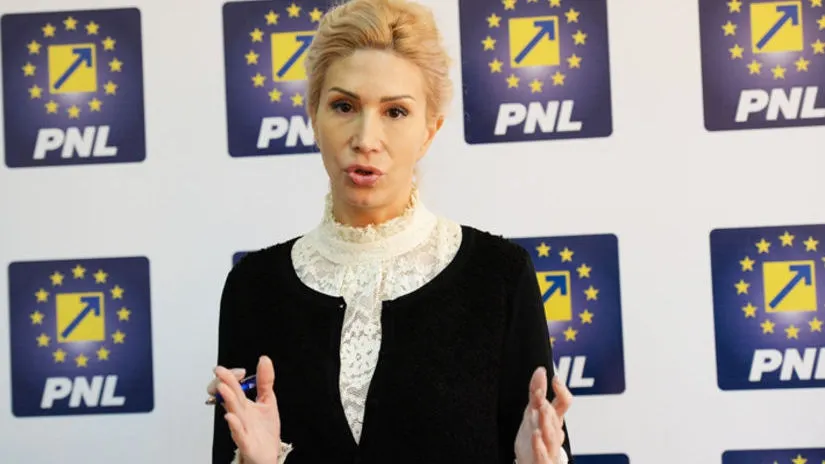 Disidenţii din PNL. Raluca Turcan anunţă că vor fi liberali care vor vota Legea Salarizării