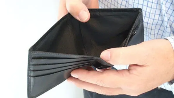 "Este doar începutul scumpirilor". Preţul alimentelor va creşte cu 6-8% în scurt timp
