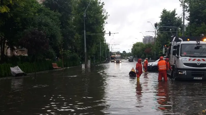 Peste 800 de avarii soluţionate de Apa Nova – Compania de Ape Bucureşti, în decurs de 20 de ore